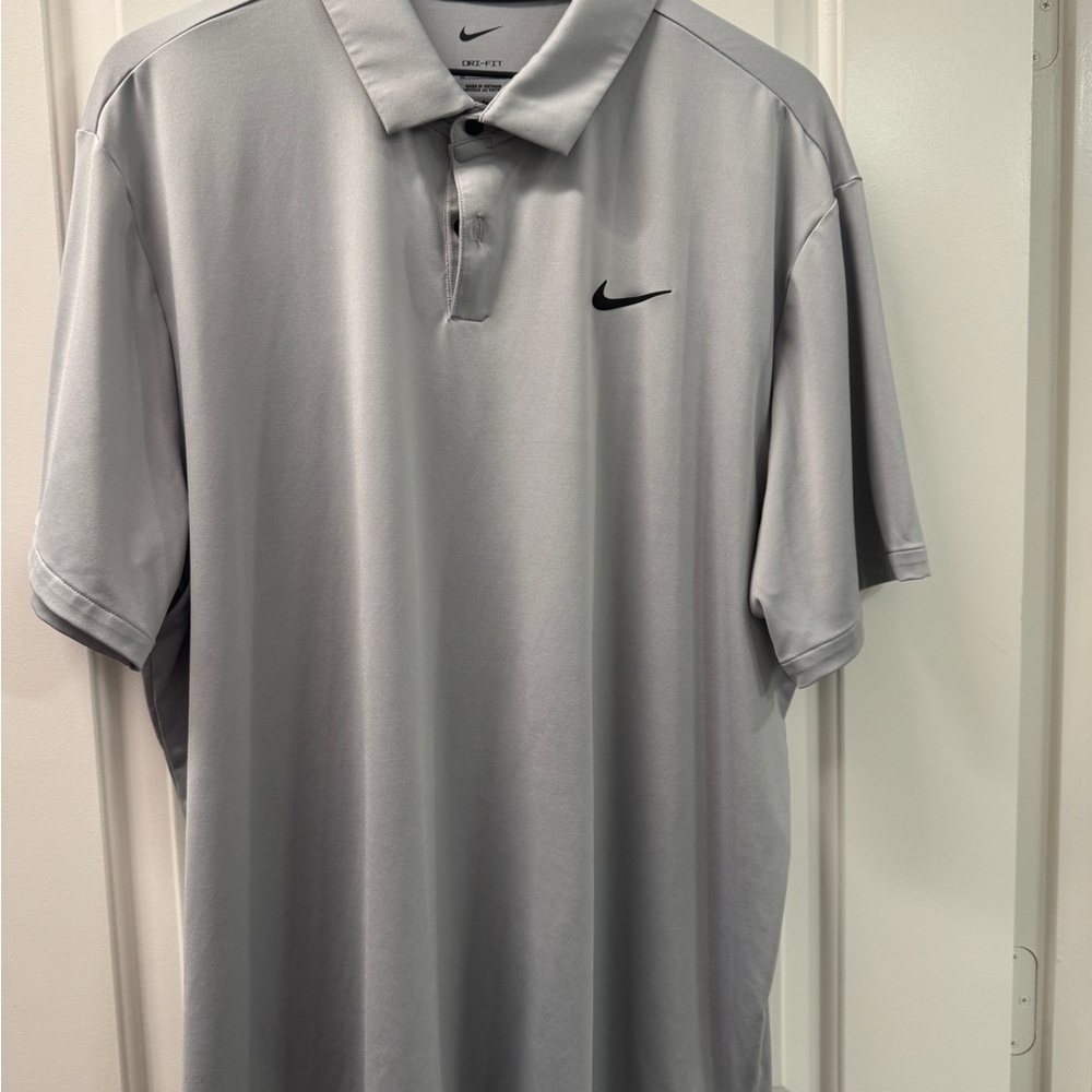 Nike Men's Silver Polo Shirt